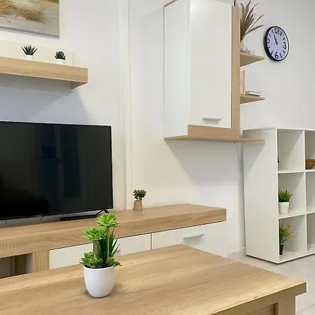 Modern With Swimming Pool * トレビエハ